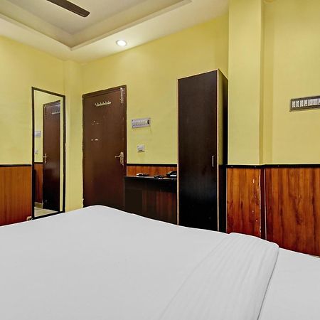 Flagship Hotel Eden Kolkata Exterior photo